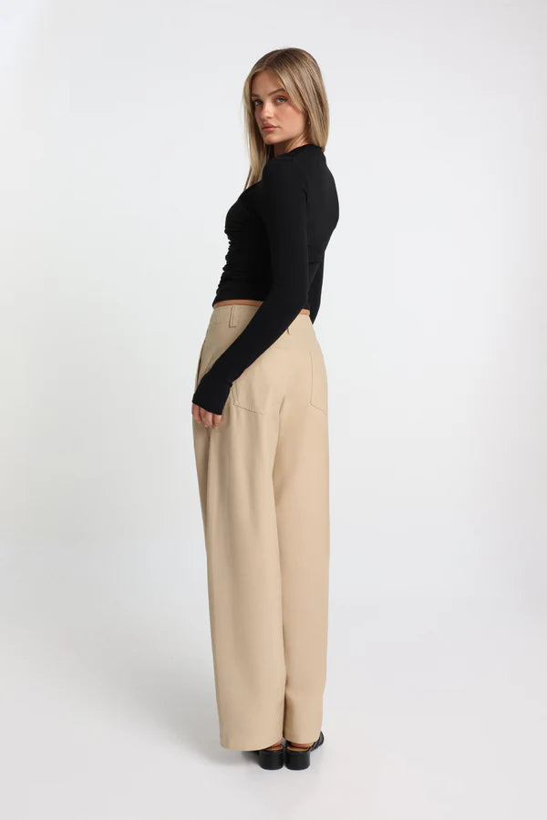 Adalia Top in Black