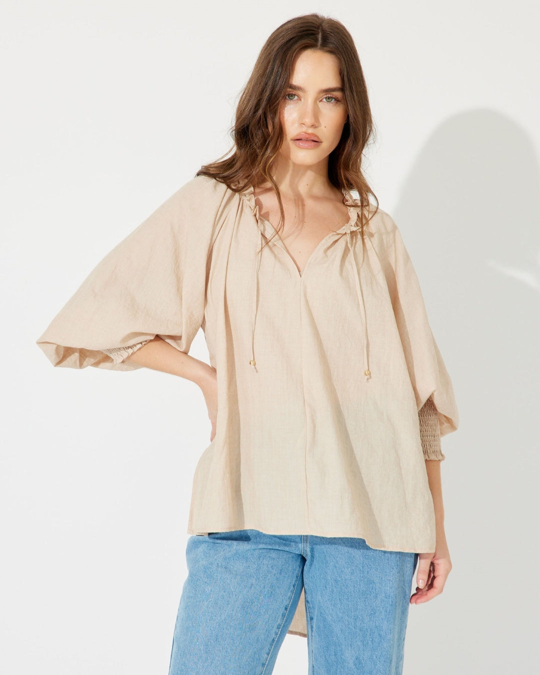 Btl The Label Isola Blouse beige front