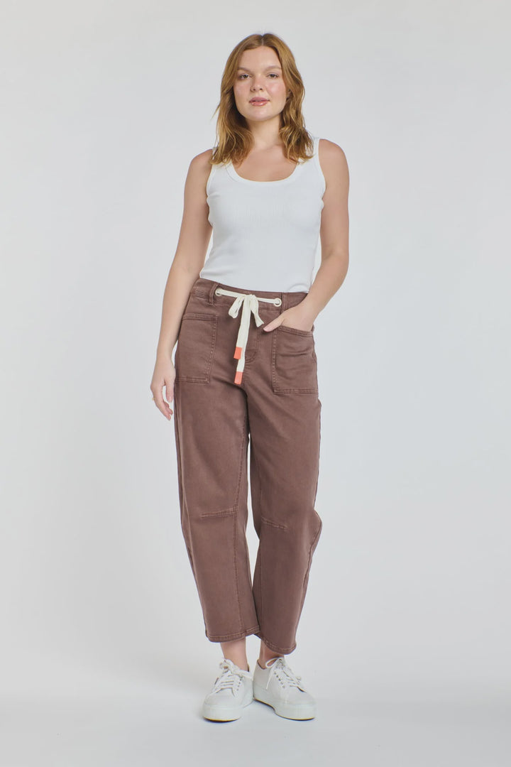 Carter Barrel Jean / Chocolate * PRE ORDER