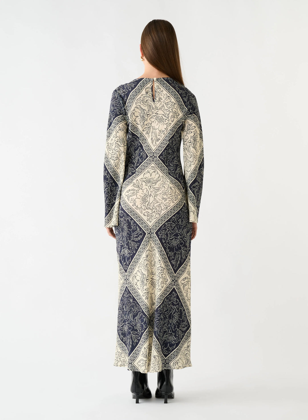 Esmaee Galerie Maxi Dress back details