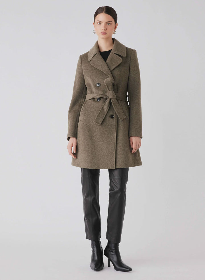 Esmaee Unattended Coat
