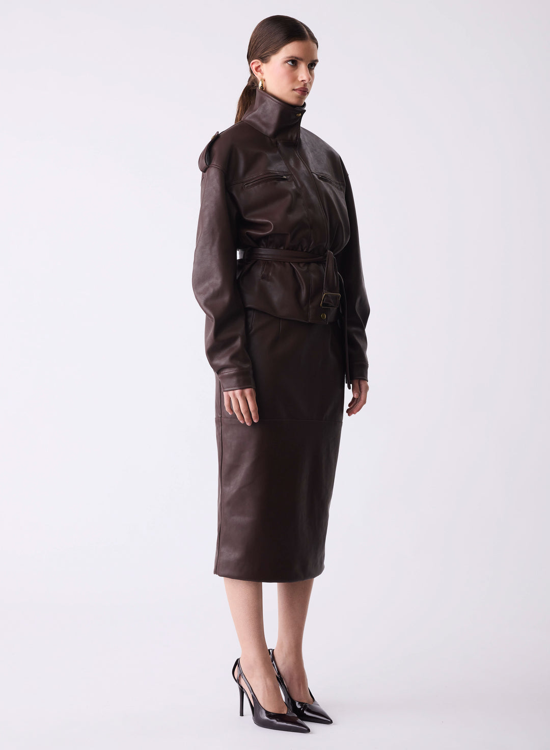 side detail esmaee forme jacket