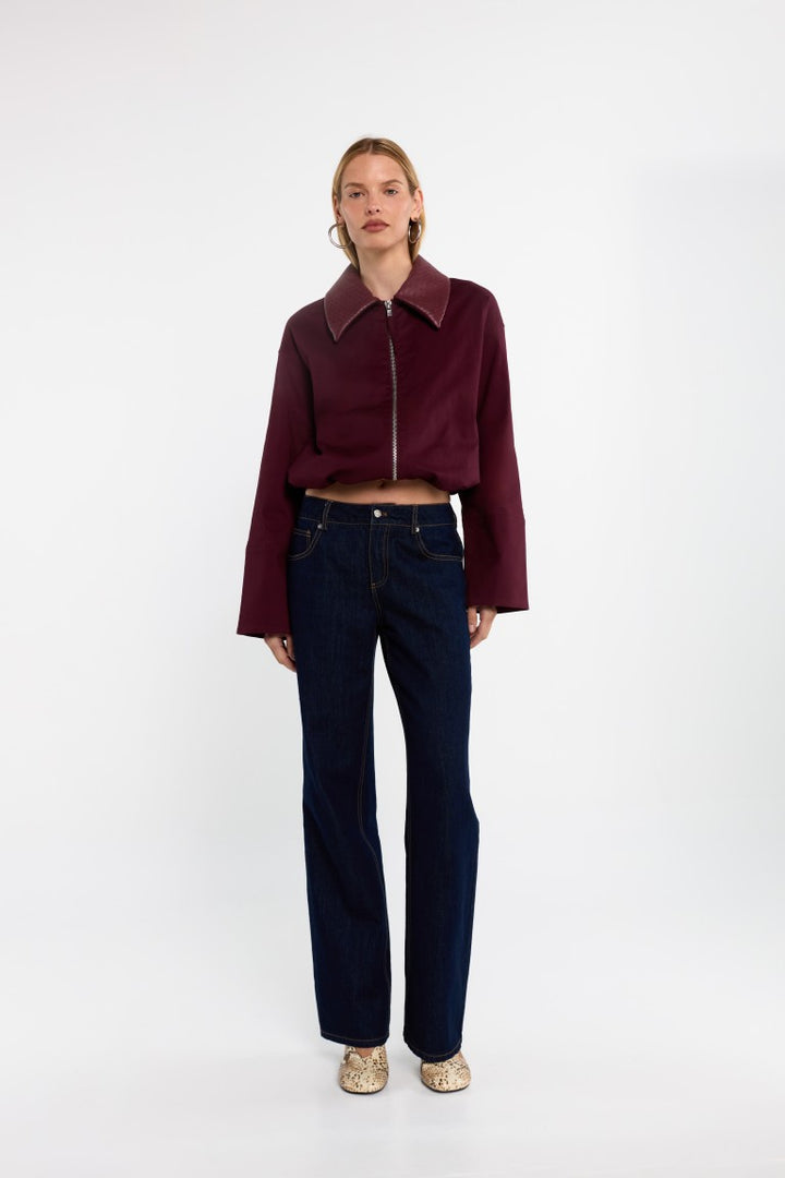madison the label jayda jacket in burgundy
