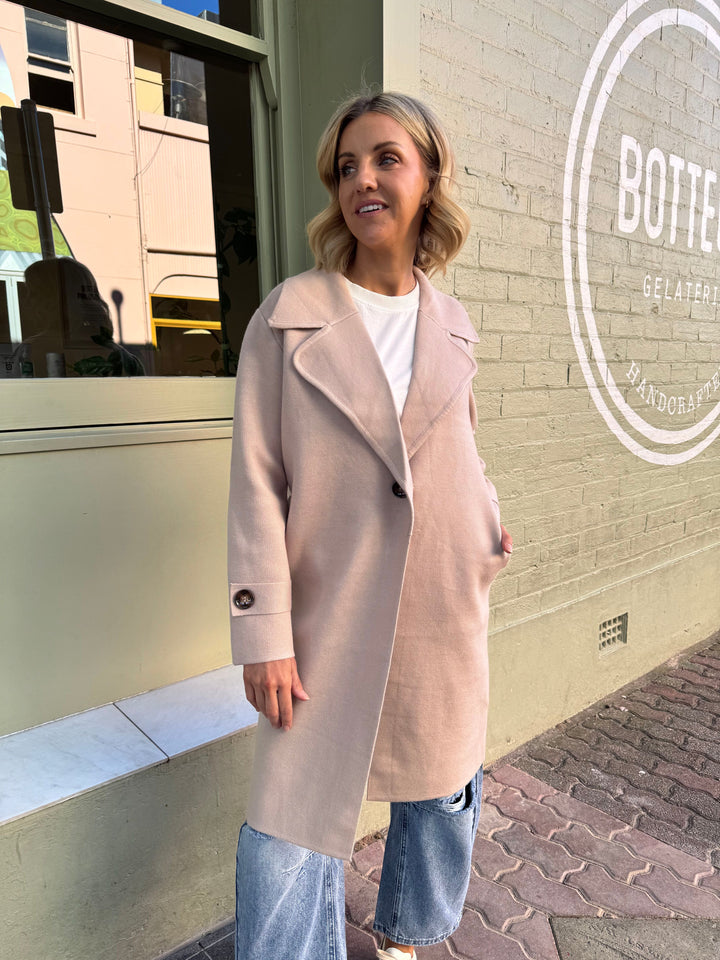 sunny girl knit coat in beige