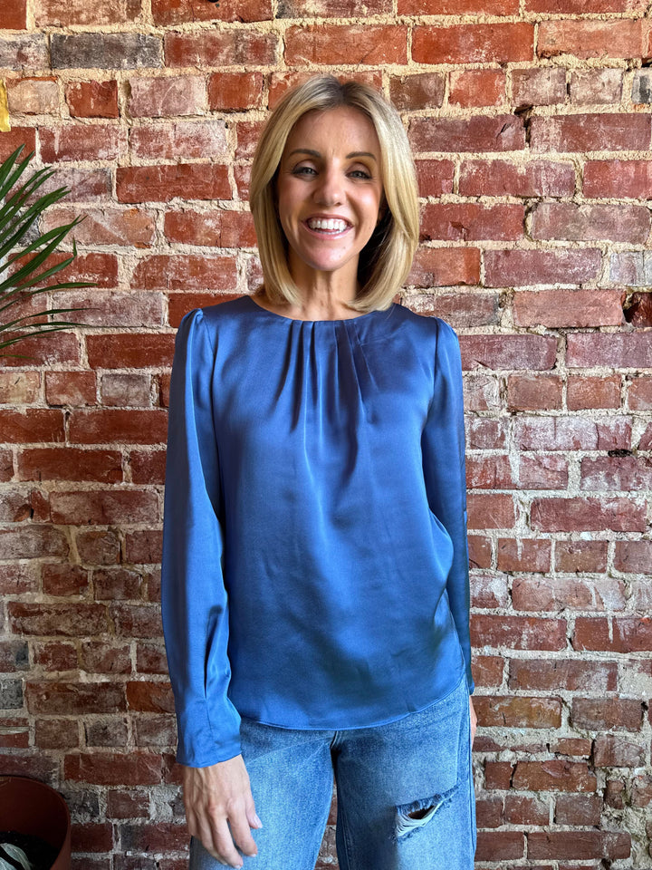 Leonie Top