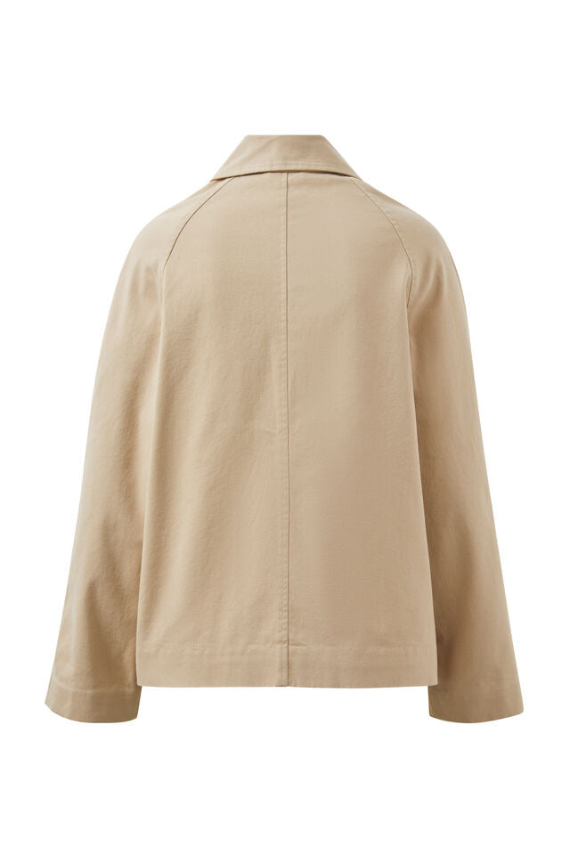 ceres life pia coat back detail