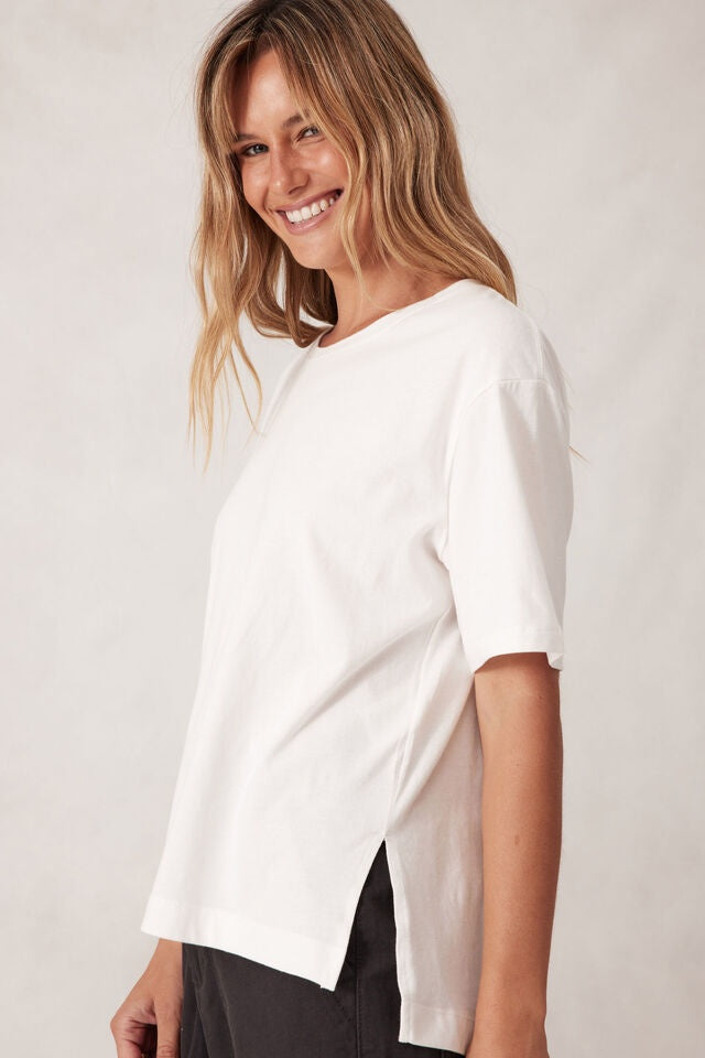 Ceres Life Stevie Slouchy Split Hem Tee
