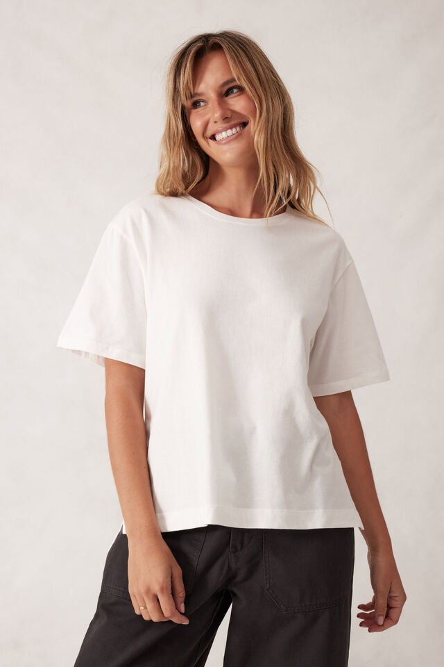 Ceres Life Stevie Slouchy Split Hem Tee