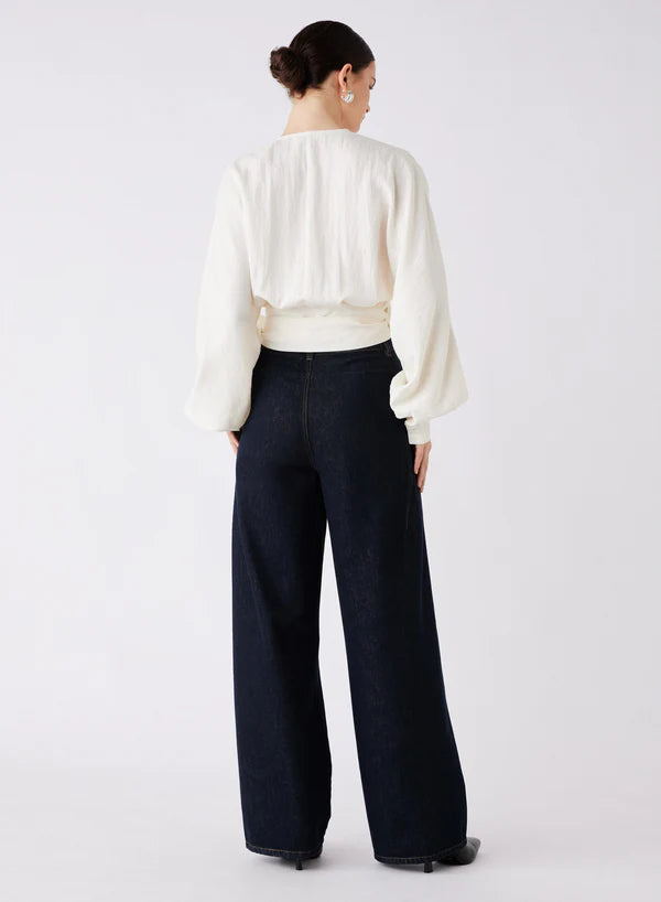 Esmaee Hilton Tie Side Blouse back