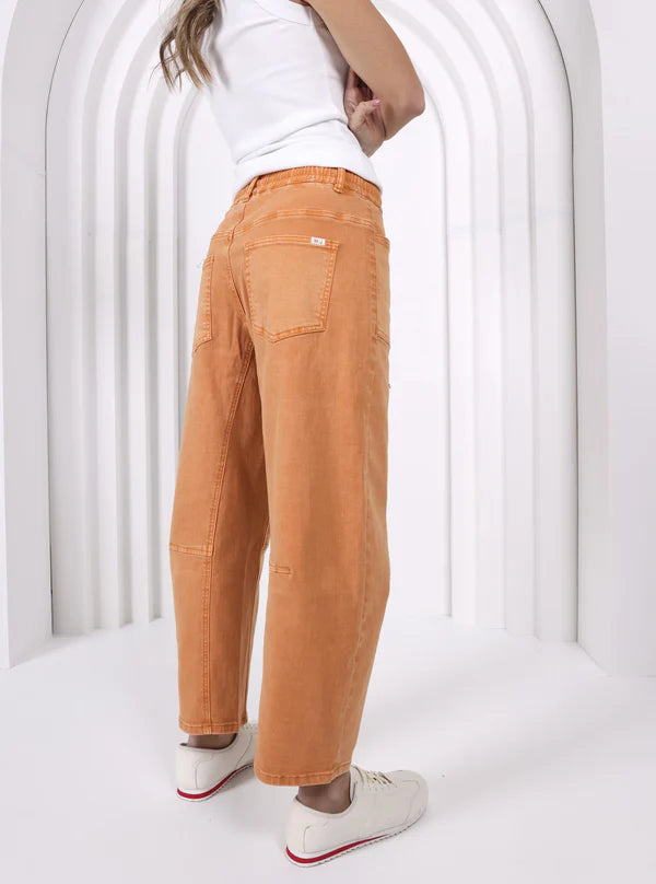 Leo Barrel Jeans in Ginger by Monaco Denim details