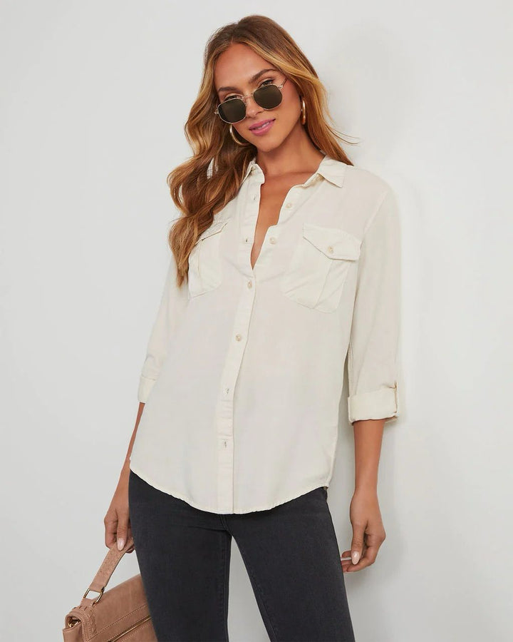 the white smaibulun shirt