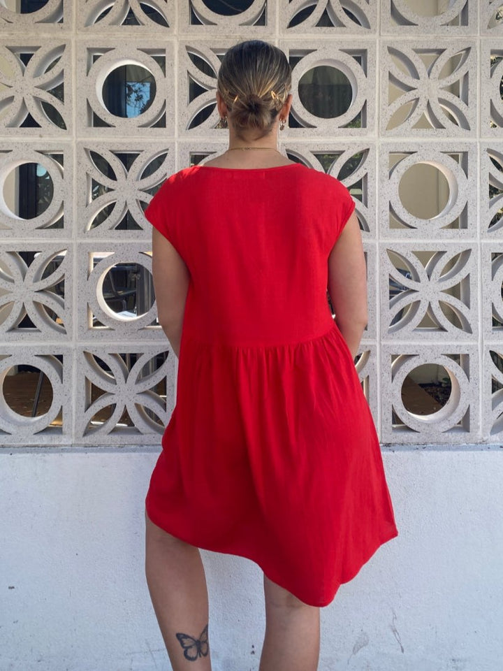 red sunny girl dress back detail
