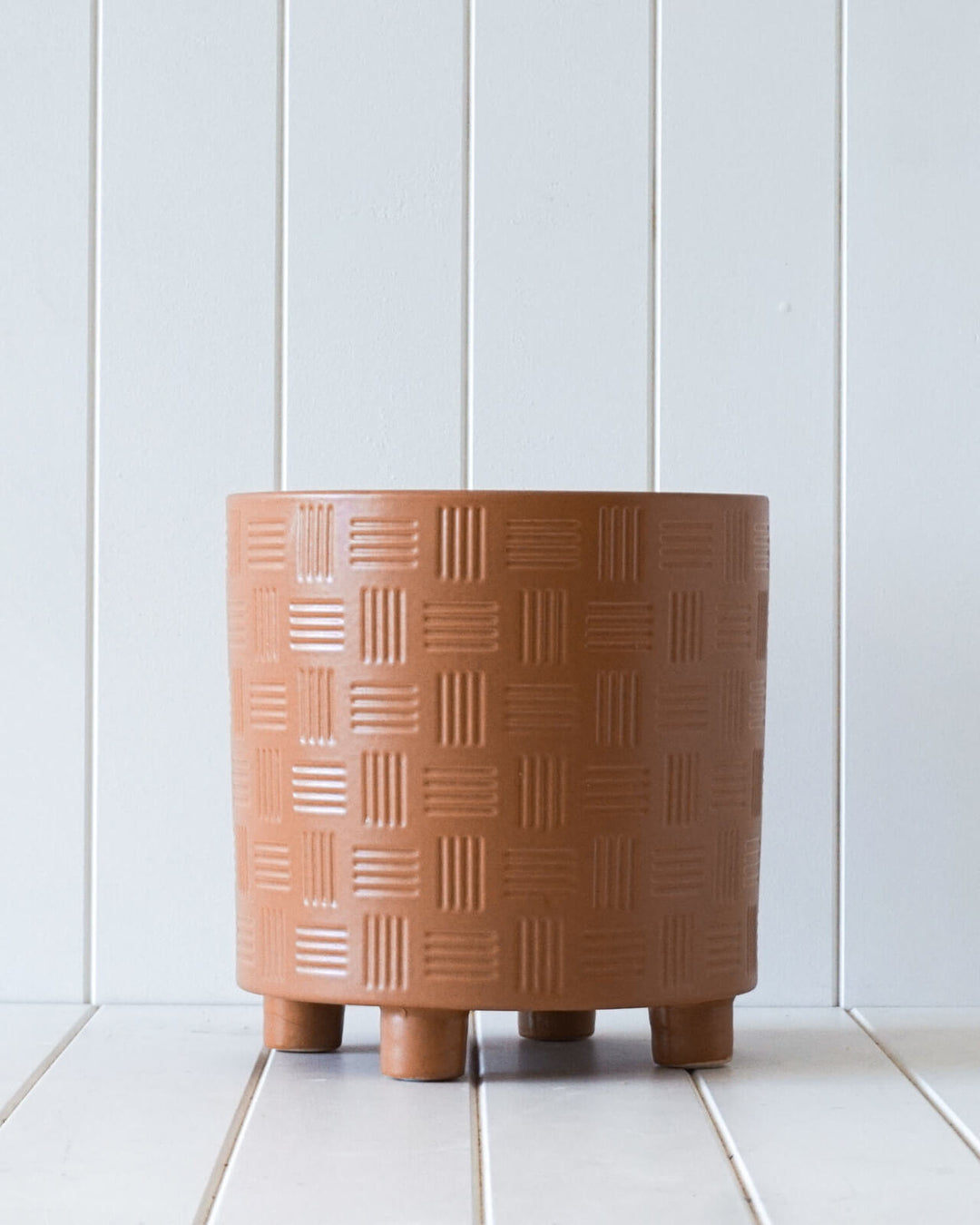 arles planter in rust by rayell